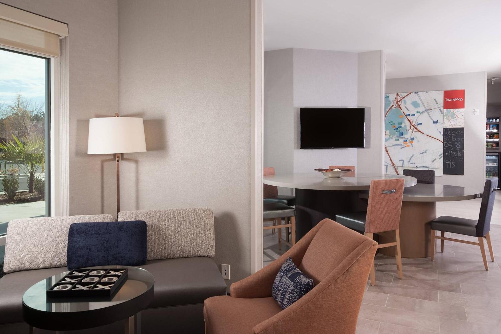Towneplace Suites By Marriott Charleston Airport/Convention Center North Charleston Extérieur photo