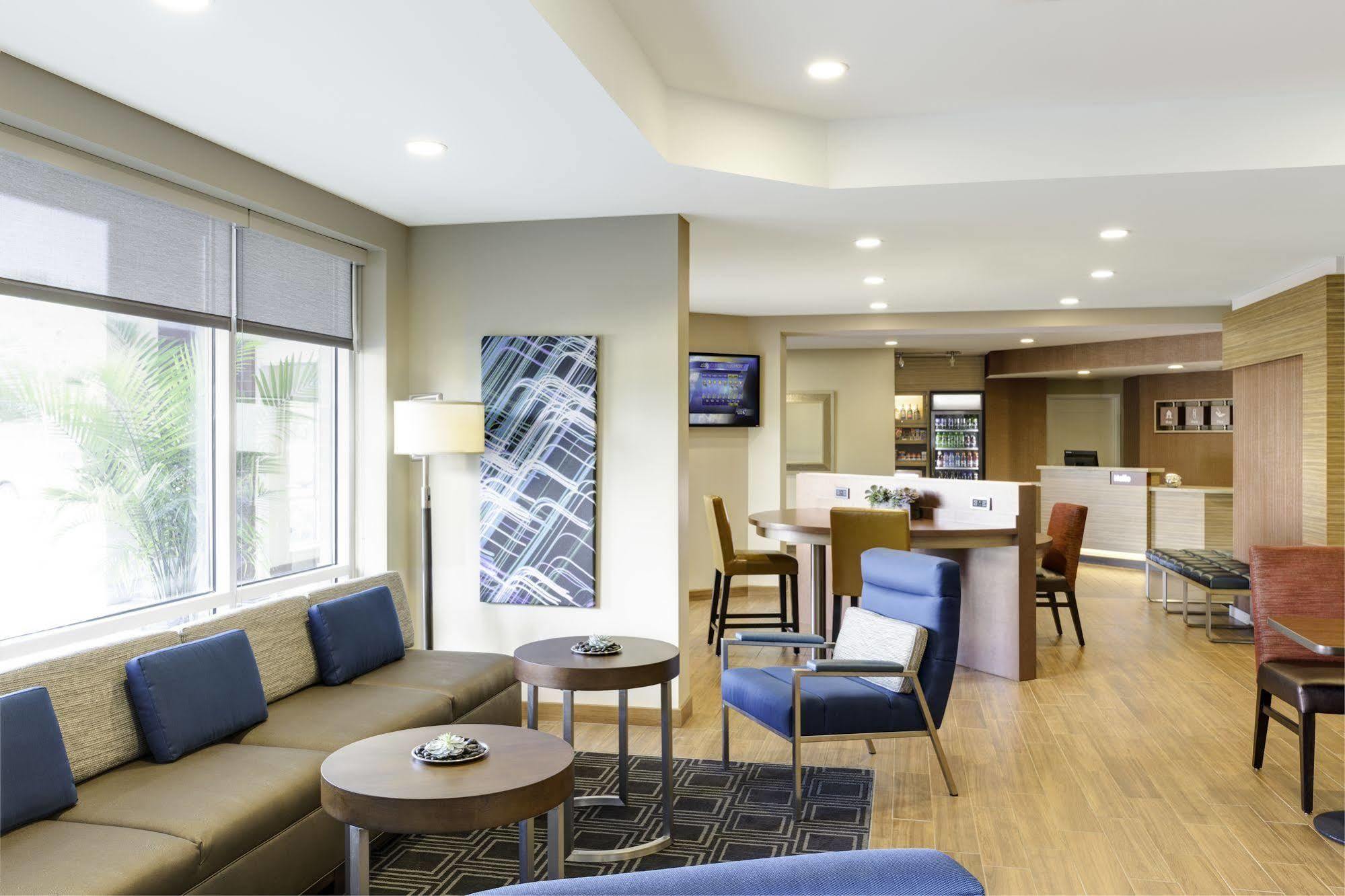 Towneplace Suites By Marriott Charleston Airport/Convention Center North Charleston Extérieur photo